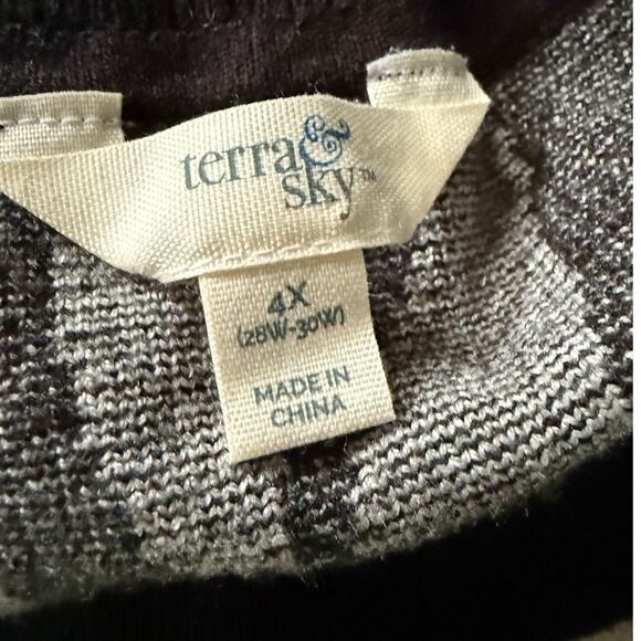 Terra & Sky 4x (28w-30w) Zebra Animal Print Sweater LS Classy - Picture 2 of 6